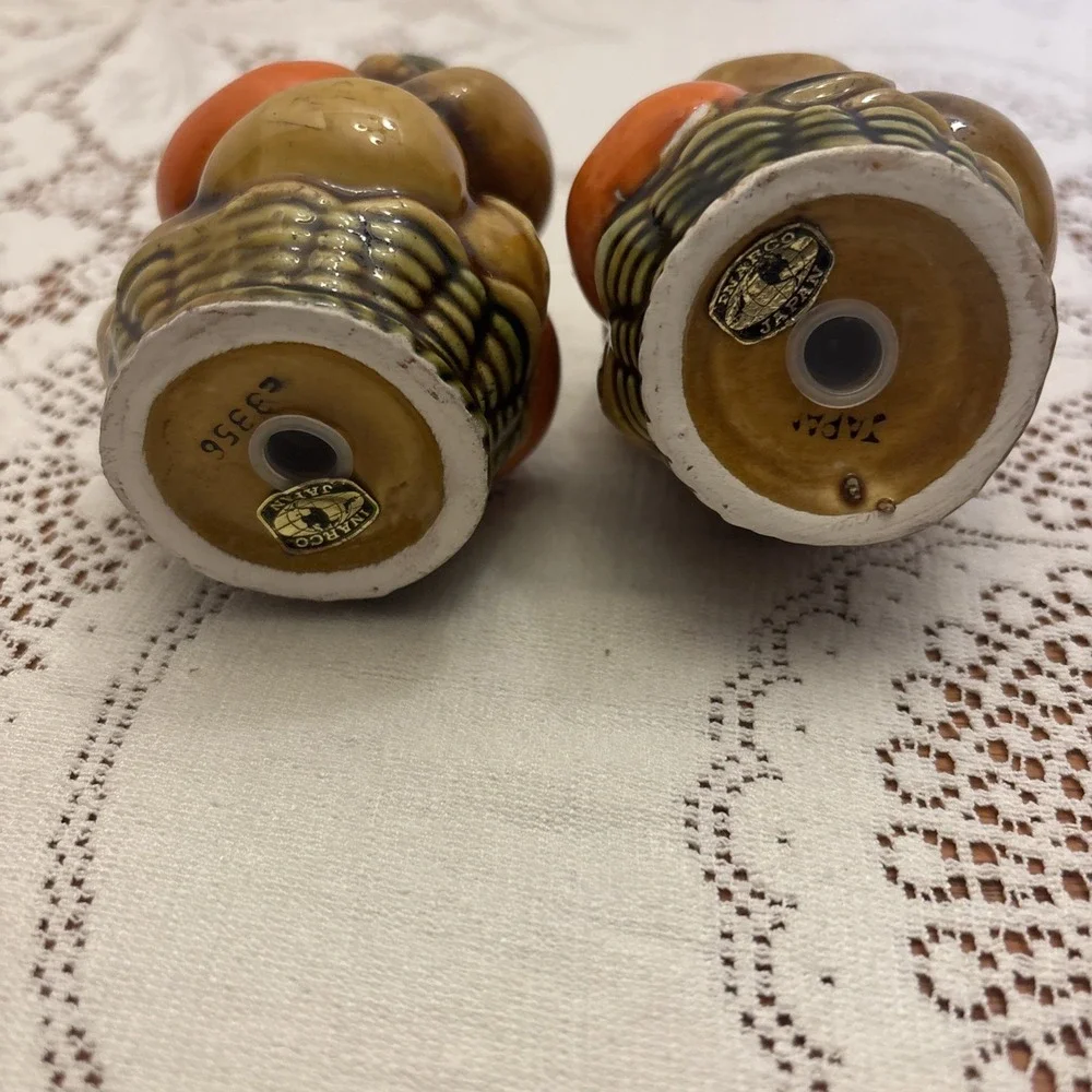 Vintage Inarco Japan 3D Fruits Salt And Pepper‎ Shaker Set 2